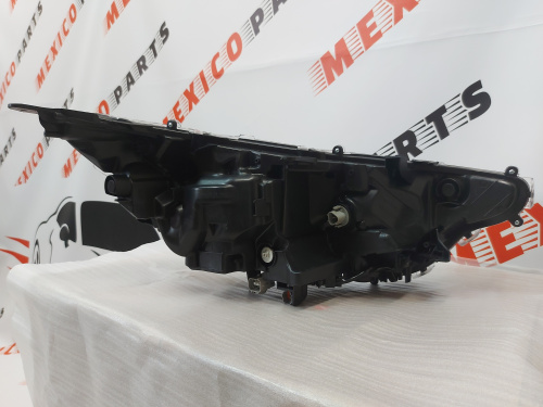 Фара ліва  (hybrid) USA Toyota RAV4 2019-2021 (81150-0R160), аналог