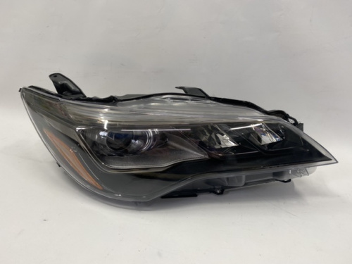 Фара права LED компл. SE USA Toyota Camry 2015-2017 (81110-06C80), аналог