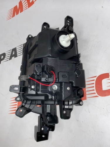 Протитуманна фара права LED Mitsubishi  ASX 2020- (8315A084), аналог