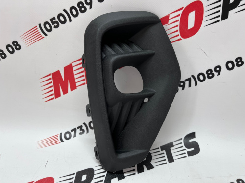 Рамка противотуманной фары правая Ford Escape (Kuga) 2023+ (PJ6Z15A245A) , аналог