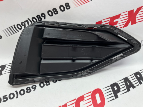 Заглушка противотуманной фары левая Passat B9 2019-(561853211A), аналог