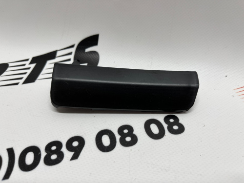 Заглушка буксировочного крюка левая в бампер Toyota RAV4 2019-2021 ( 5243842901), аналог