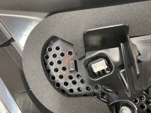 Ліхтар внутрішній (в кришку багажника) лівий LED Toyota RAV4 2016-2018 (81590-42032), аналог