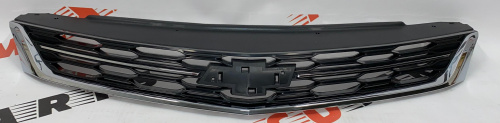 Решітка радіатора верхня Chevrolet Cruze 2016-2019 (84189617), аналог