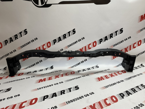 Підсилювач переднього бампера верхній Mitsubishi Outlander 2023- (6400J943), аналог