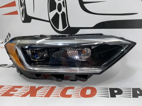 Фары комплект правая и левая LED Volkswagen Jetta 2019- (17A941036F), аналог