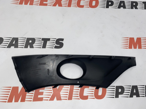 Рамка противотуманной фары левая Volkswagen Touareg 2011-2014 (7P6807489BGRU), аналог