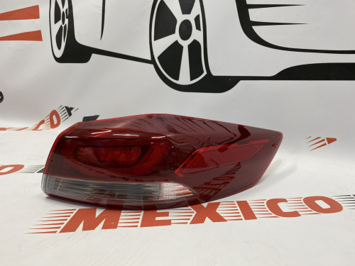 Фонарь задний наружный правый LED Hyundai Elantra 2016-2018 ( 92402-F2000), аналог