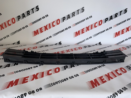 Решётка переднего бампера Volkswagen Passat B8 2016-2018 (561853671HRYP), аналог