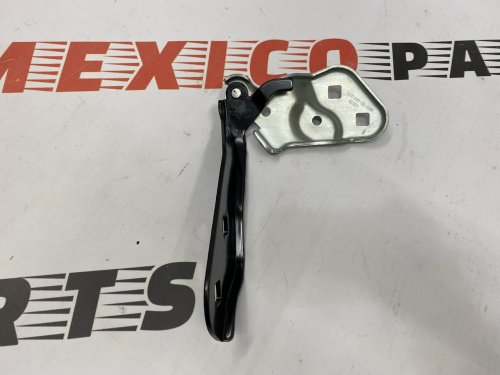 Петля капота права Tesla Model 3 2017-2020 (1098793-00-D), аналог