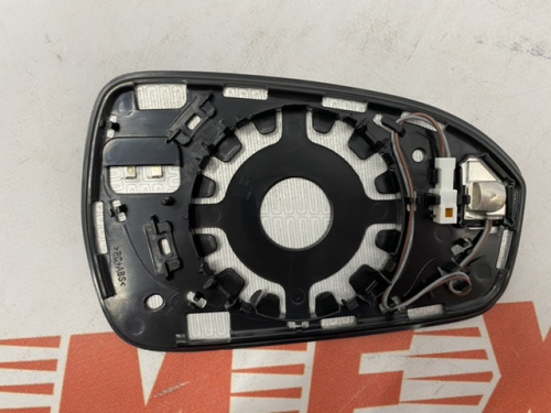 Стекло- вкладыш зеркала левого со слепыми зонами и подогревом Ford Fusion 2013-2020 (DS7Z-17K707-H), аналог