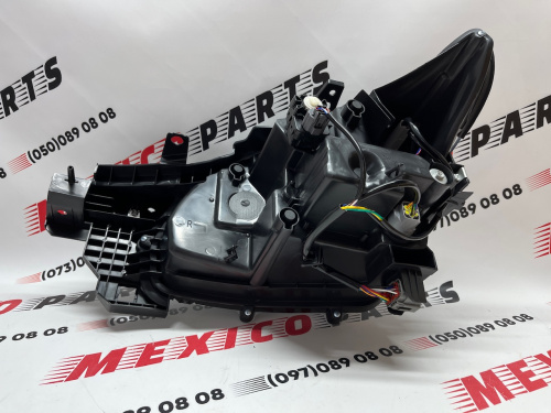 Фара права Mazda CX 9 2016-2023 , аналог