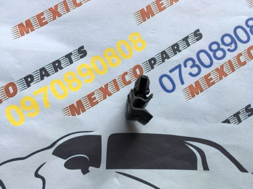 Кліпса боксу переднього багажника Tesla Model Y 2020-2024 (147287200B)