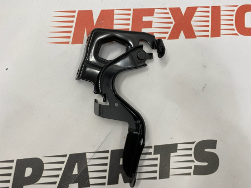 Петля капота ліва Toyota RAV-4 2013-2018 (534200R070), аналог