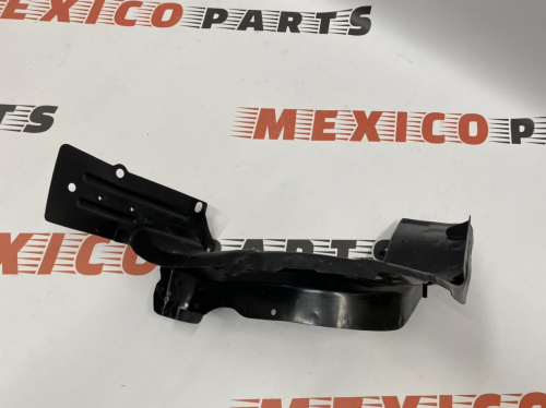 Крепление фар верх левое Volkswagen Touareg  2010-2018 (7P6805071), аналог