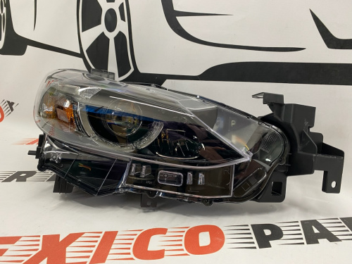 Фара с автокоректеровкою (с AFS)  FULL LED правая Mazda 6 2017-2018 (GJS151031D), аналог