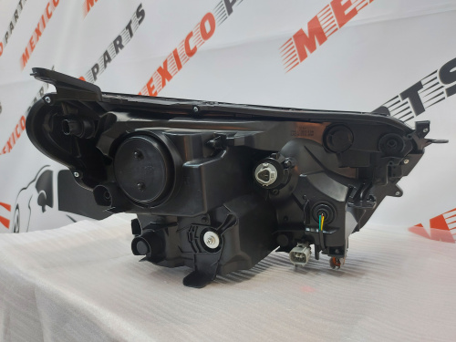 Фара ліва LED Toyota RAV4 2016-2018 (81185-42670), аналог