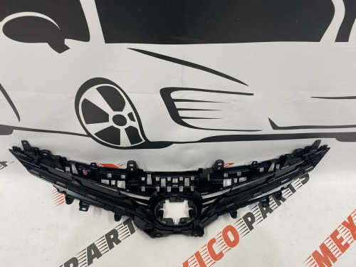 Решётка радиатора LE/XLE USA Toyota Camry 2021- (5311106b60), аналог