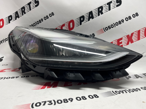 Фара права оригінал Tesla Model 3 (1077372-10-I)