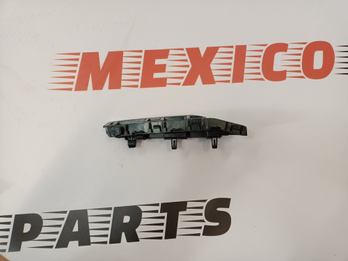 Крепление переднего бампера правое Volkswagen Passat B7 2012-2015 (561807184A), аналог