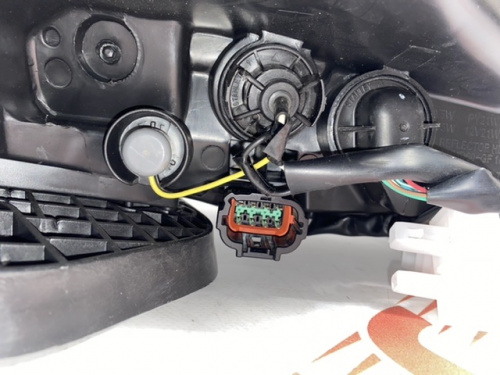 Фара левая LED Nissan Sentra 2016-2018 (26060-3YU5A), аналог