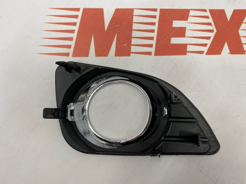 Рамка протитуманної фари ліва Toyota Camry 2009-2011 (52040-06050), аналог