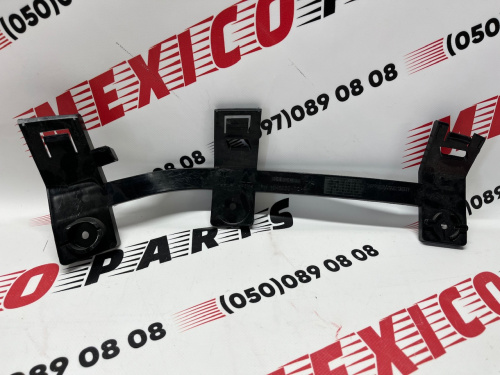 Кріплення фари внутрішнє праве Tesla Model X 2015-2020 (1046959-00-F), аналог