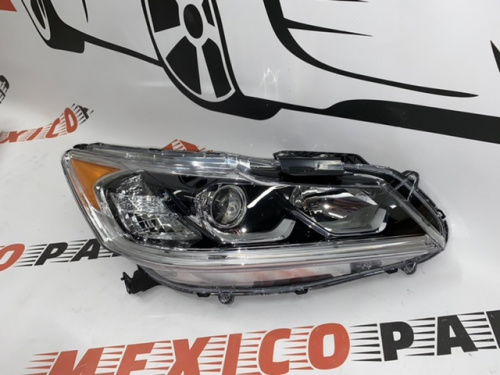 Фара права темна з LED смужкою  Honda Accord 2016-2017 (33100-T2A-A61), аналог