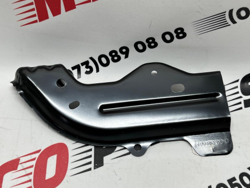 Кріплення крило-фара праве Tesla Model 3 2024-(1100383-SC-C), аналог