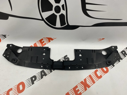 Накладка на панель радіатора (замка капота) Mazda CX-5 2013-2015 (KD4550716), аналог