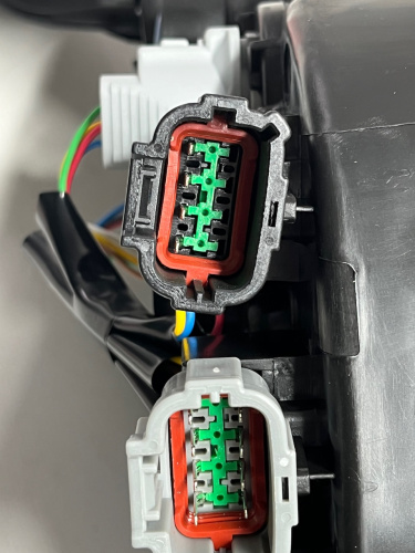 Фара права 6 LED Mitsubishi Outlander 2023- (8301-D812LED), аналог