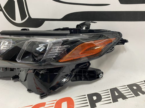 Фара ліва LE/XLE USA Toyota Camry 2021- (81150-06G10 ), аналог