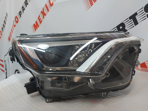 Фара права LED Toyota RAV4 2016-2018 (81145-42670), аналог