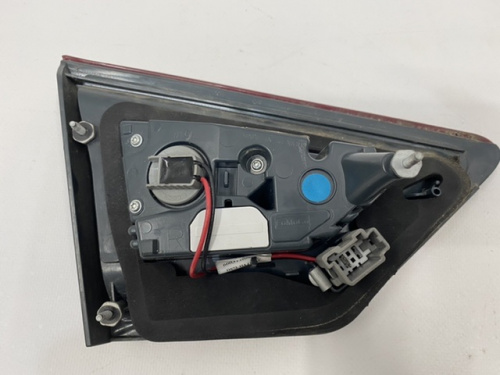 Фонарь задний внутренний правый б/у LED оригинал Ford Fusion 2013-2016 (ds7313a602ae)