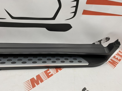 Накладки порога комплект тюнинг Nissan X-Trail(Rogue) 2017-2020 (76850-6FL0AT), аналог