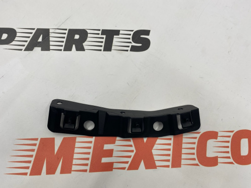 Кріплення переднього бампера праве велике Mazda CX-5 2011-2016 (KD4550153), аналог