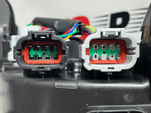 Фара левая 3 LED Mitsubishi Outlander 2023-(8301-D811), аналог