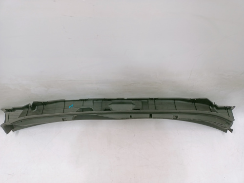 Жабо Nissan X-Trail(Rogue) 2014-2020 (66862-4BA0A), аналог