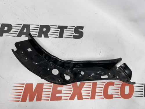 Кріплення передньої фари ліве Mitsubishi  ASX 2016-2019 (5256B177), аналог