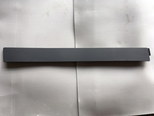 Накладка на двері задня права Tesla Model X 2015-2020 (103520400e)