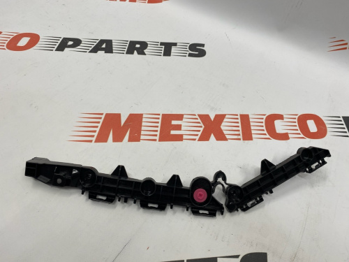 Кріплення заднього бампера праве Toyota RAV4 2019-2021 (52155-0R070), аналог