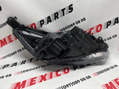 Фара левая черная жёлтый работающий катафот USA Ford Focus 2015- 2018 (F1EZ-13008-GX), аналог