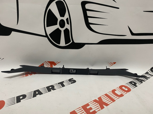 Накладка подсветки номера  Ford Fusion 2013-2016 (DS7Z-5443400-BA), аналог