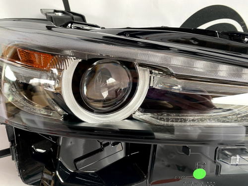 Фара правая с AFS Mazda 6 2019-2020 (GRF851031B), аналог