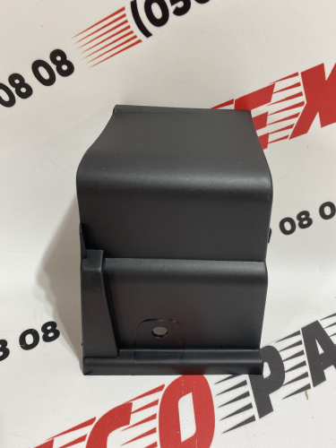 Накладка на передню арку нижня права Mazda CX-5 2022- (KPF151W70), аналог
