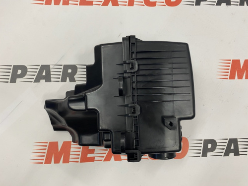 Корпус повітряного фільтру 2.0 у зборі Mazda 3 2013-2018 (PE01133AX), аналог