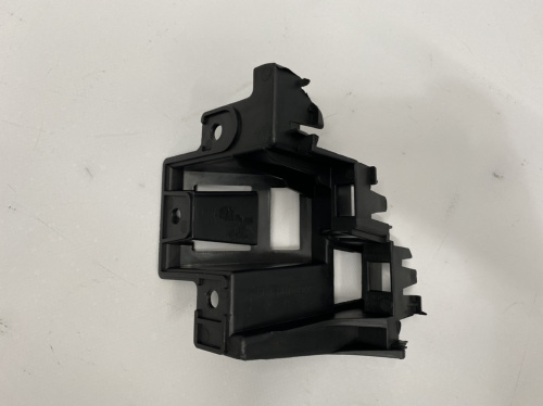 Крепление заднего фонаря правое Volkswagen  Jetta 2011-2015 (5C6807394A), аналог