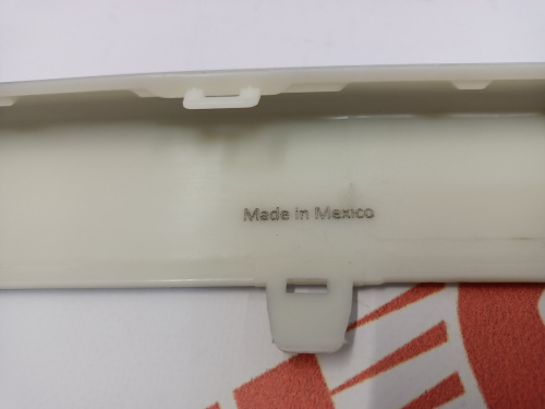Губа переднього бампера сіра Toyota Camry 2018-2020 (53122-06080), аналог