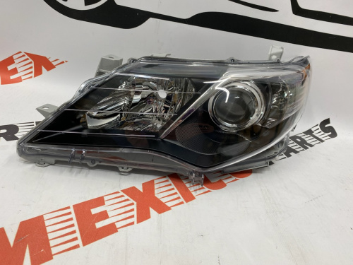 Фара ліва чорна USA Toyota Camry 2012-2014 (81170-06890), аналог