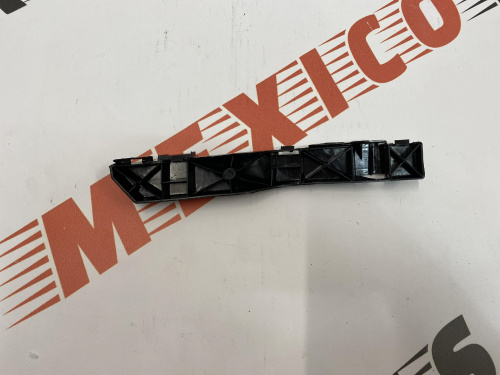 Кріплення переднього бампера праве Dodge Journey 2011-2021 (5178410AD), аналог